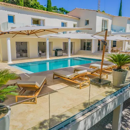 Azureenne De La Nartelle Sainte-Maxime