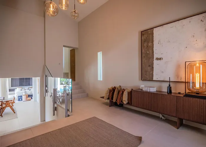 ヴィラ Azureenne De La Nartelle