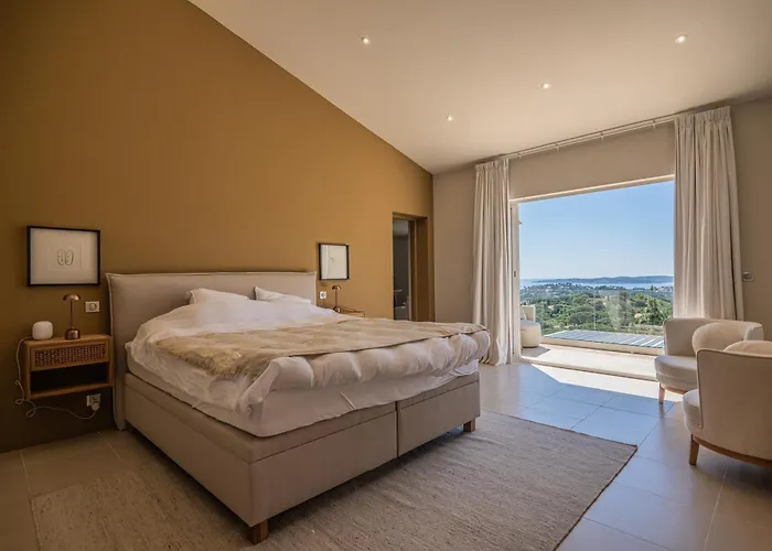 Azureenne De La Nartelle ヴィラ *