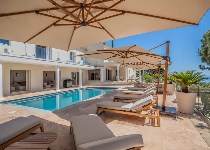 ヴィラ Azureenne De La Nartelle サント・マキシム