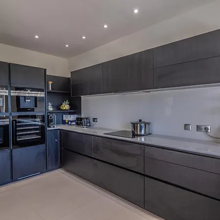 Azuréenne De La Nartelle