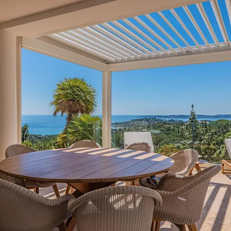 Vila Azureenne De La Nartelle Sainte-Maxime